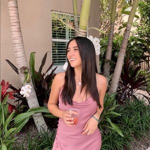 Meet your Posher, Antonia